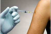 Пожилые люди прошли полную вакцинацию против гепатита В