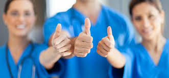 Медицинских и фармацевтических работников финансово поддержат