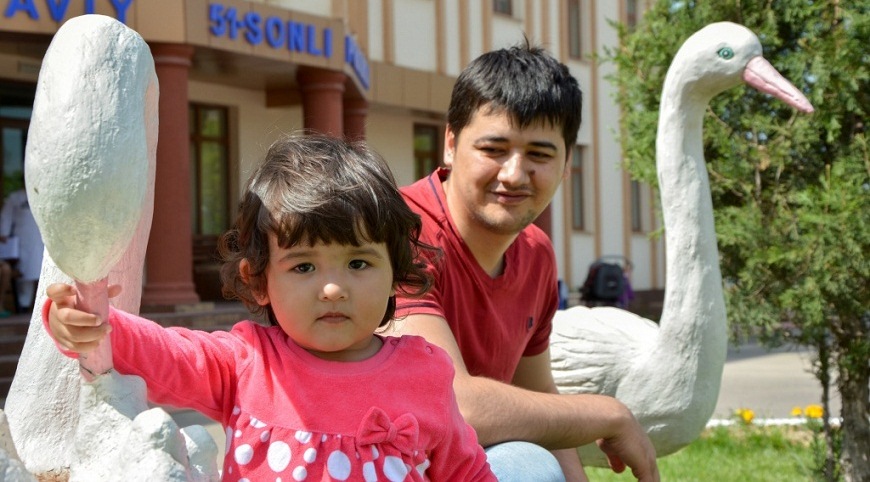 В Узбекистане 46% детей 3-4 лет лишены внимания отцов