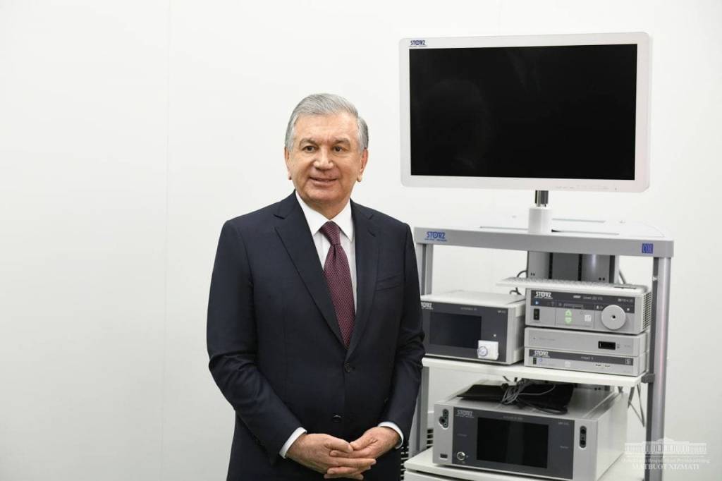 Шавкат Мирзиёев посетил современную клинику