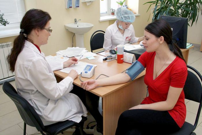 ФОМС РФ изучит трудозатраты медработников по каждой медицинской услуге