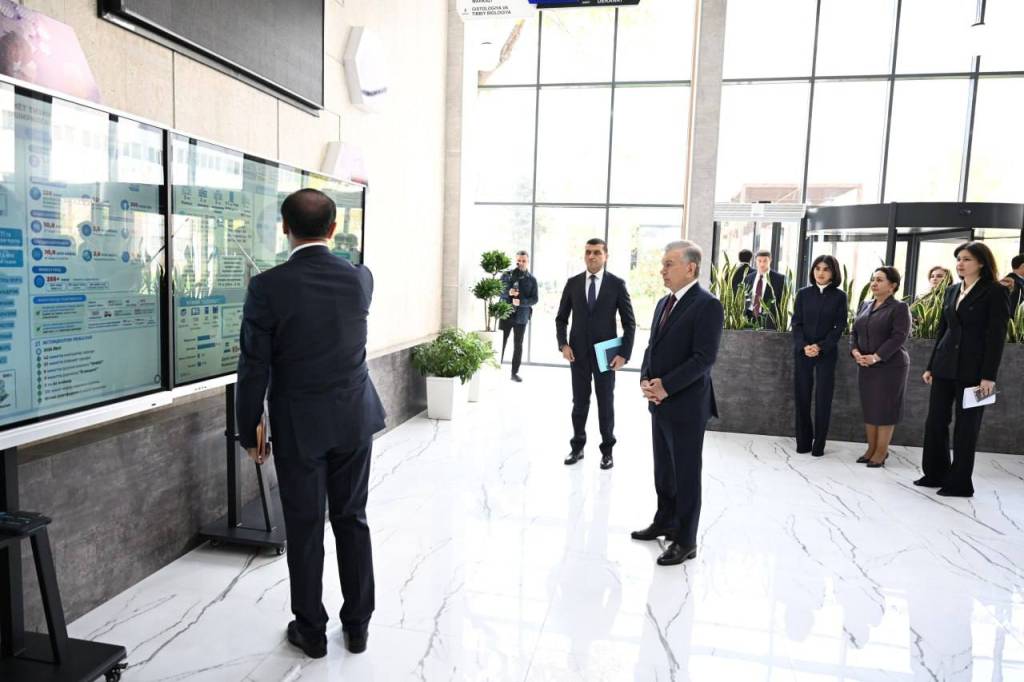 Президент Республики Узбекистан ознакомился с планами по цифровизации медицины и совершенствованию медицинского образования