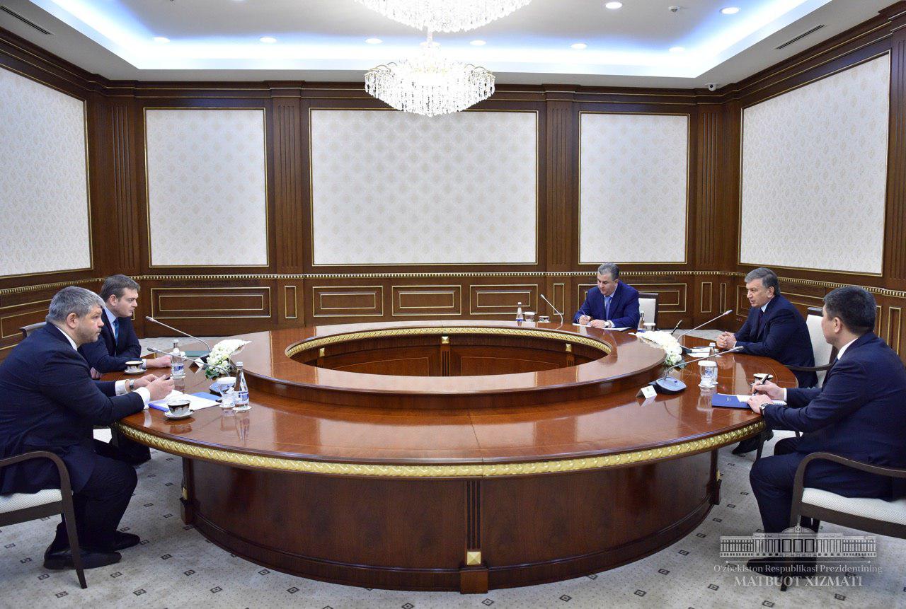 Президент Узбекистана принял вице-президента компании «Дженерал Электрик»