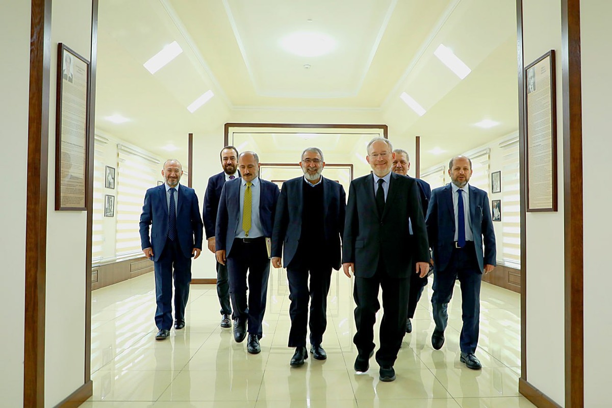 Семь турецких экспертов помогут трансформировать медицину Узбекистана