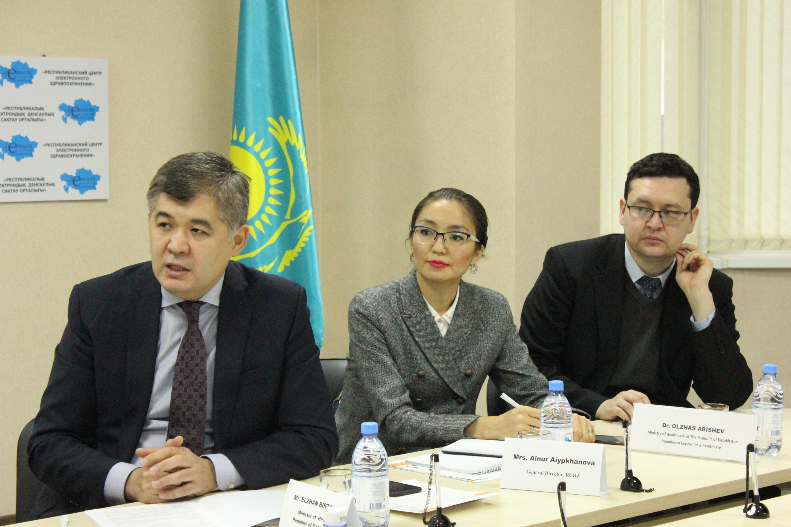 Казахстанские врачи получат доступ к международной базе данных по доказательной медицине