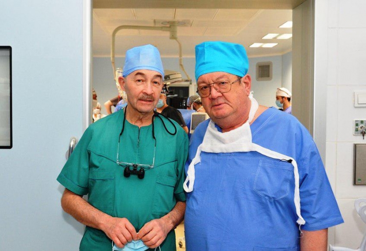 В Узбекистане впервые провели трансплантацию печени