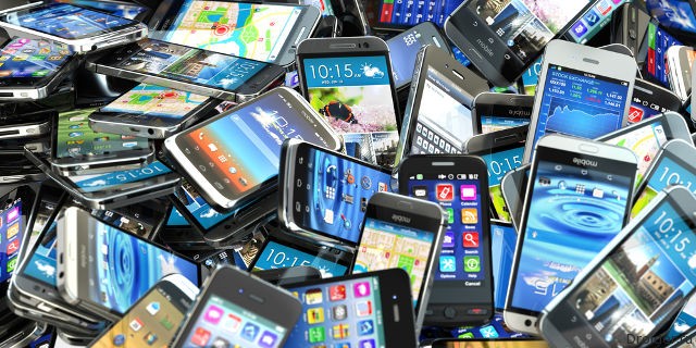 Смартфоны на четверть снижают продуктивность сотрудников
