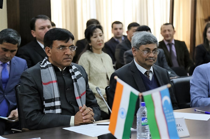 О визите в Узбекистан Индийской делегации